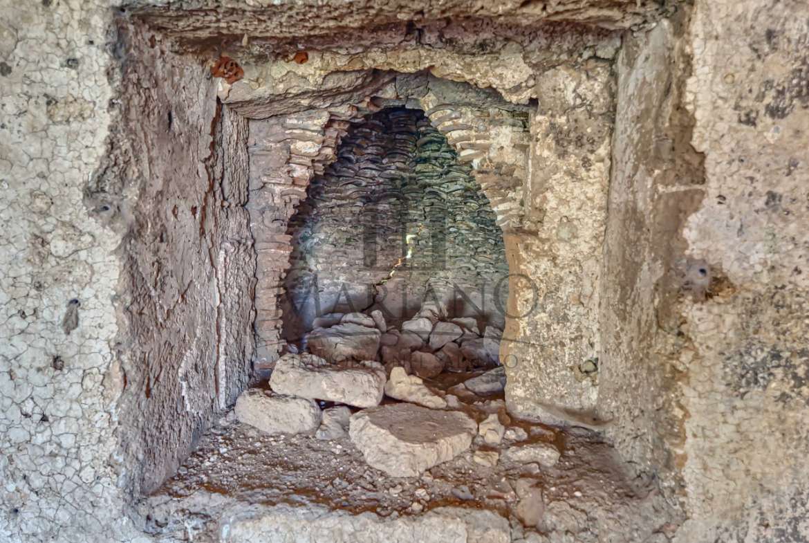 17th century Masseria for sale in Gallipoli with approved project