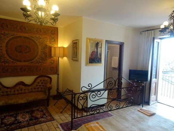 Historic Castle Residence in the Heart of Medieval Altomonte