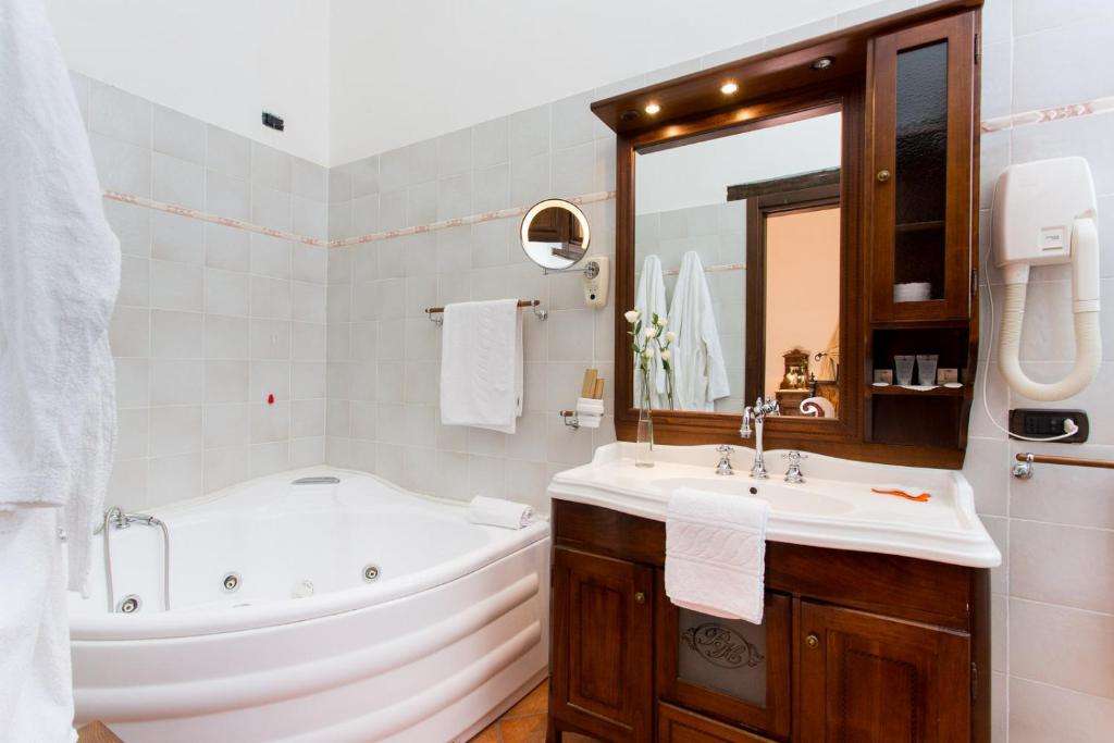 Historic Castle Residence in the Heart of Medieval Altomonte