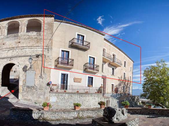 Historic Castle Residence in the Heart of Medieval Altomonte