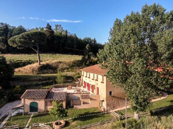 Farm Winery with luxury villa