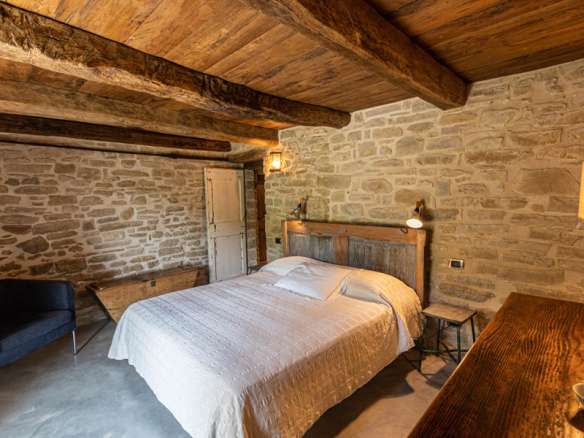 Stone Farmhouse Immersed In Nature, Emilia Romagna