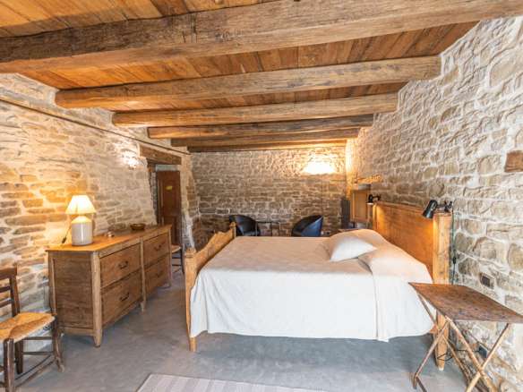 Stone Farmhouse Immersed In Nature, Emilia Romagna