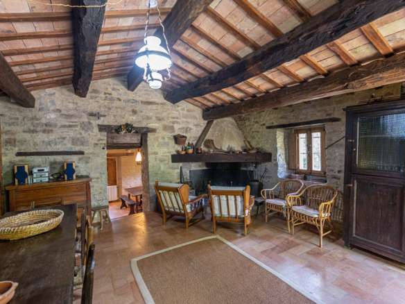 Stone Farmhouse Immersed In Nature, Emilia Romagna