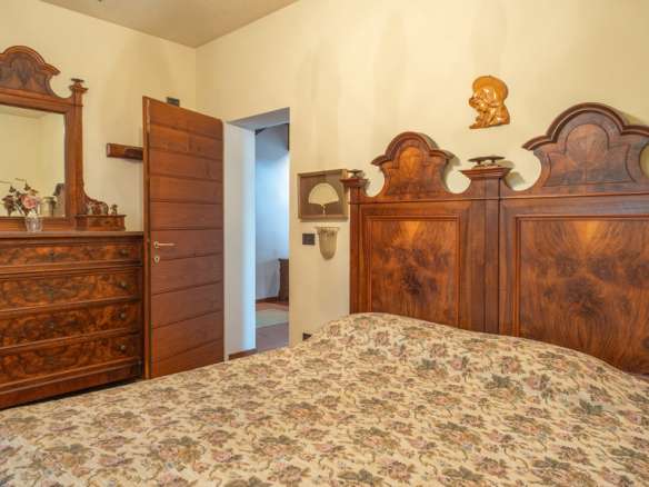 Two-Unit Panoramic Villa Near Cesena, Italy