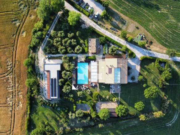 A Restored Boutique Hotel with Pool in the Hills of Le Marche