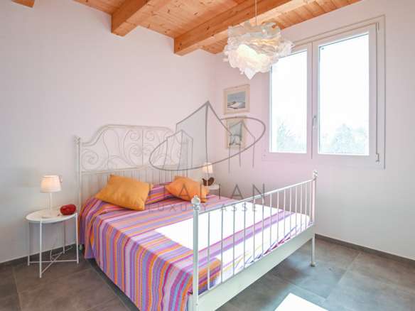 A Contemporary Country Retreat in the Heart of the Marche Countryside