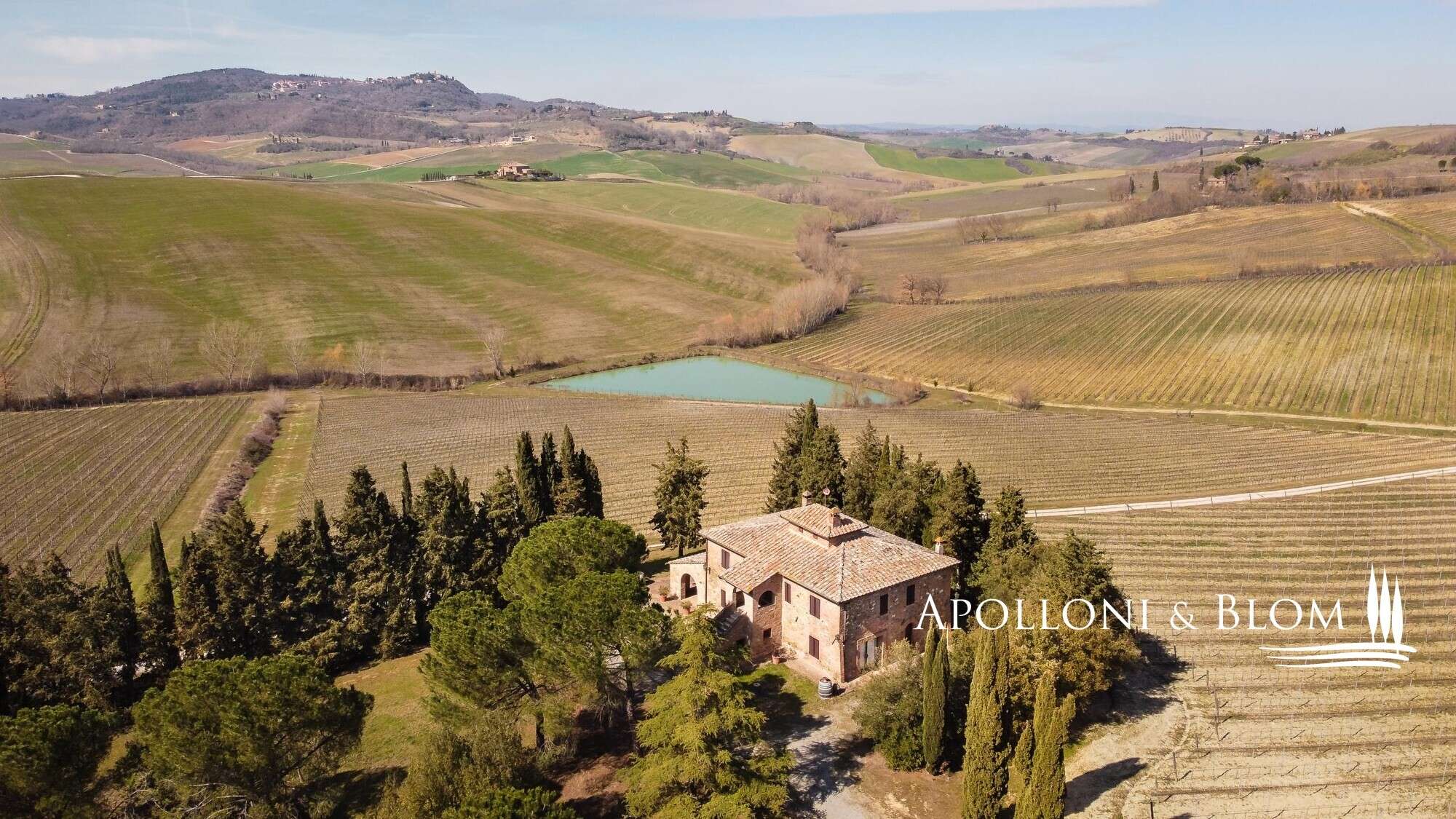 066c4fe3-890e-4fec-b570-22a9716cd478 Country Estate in Montepulciano, Siena, Italy