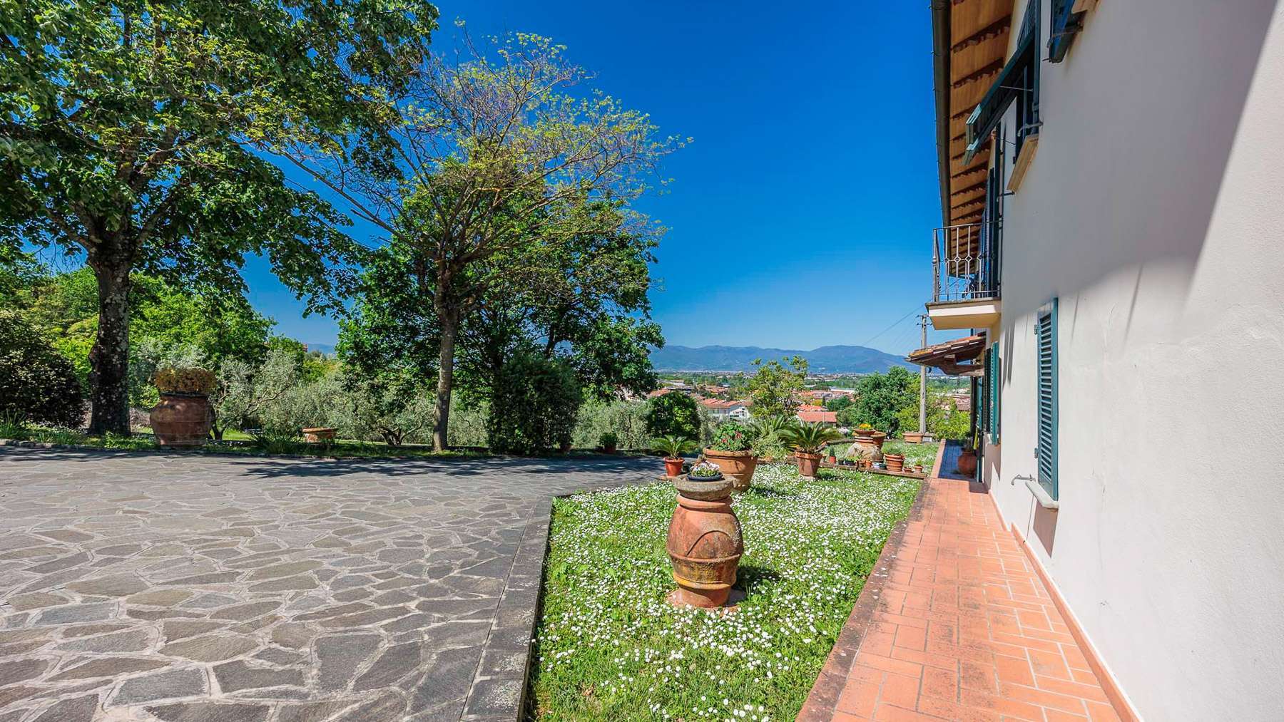 Rustic Country House in Poggio a Caiano, Tuscany