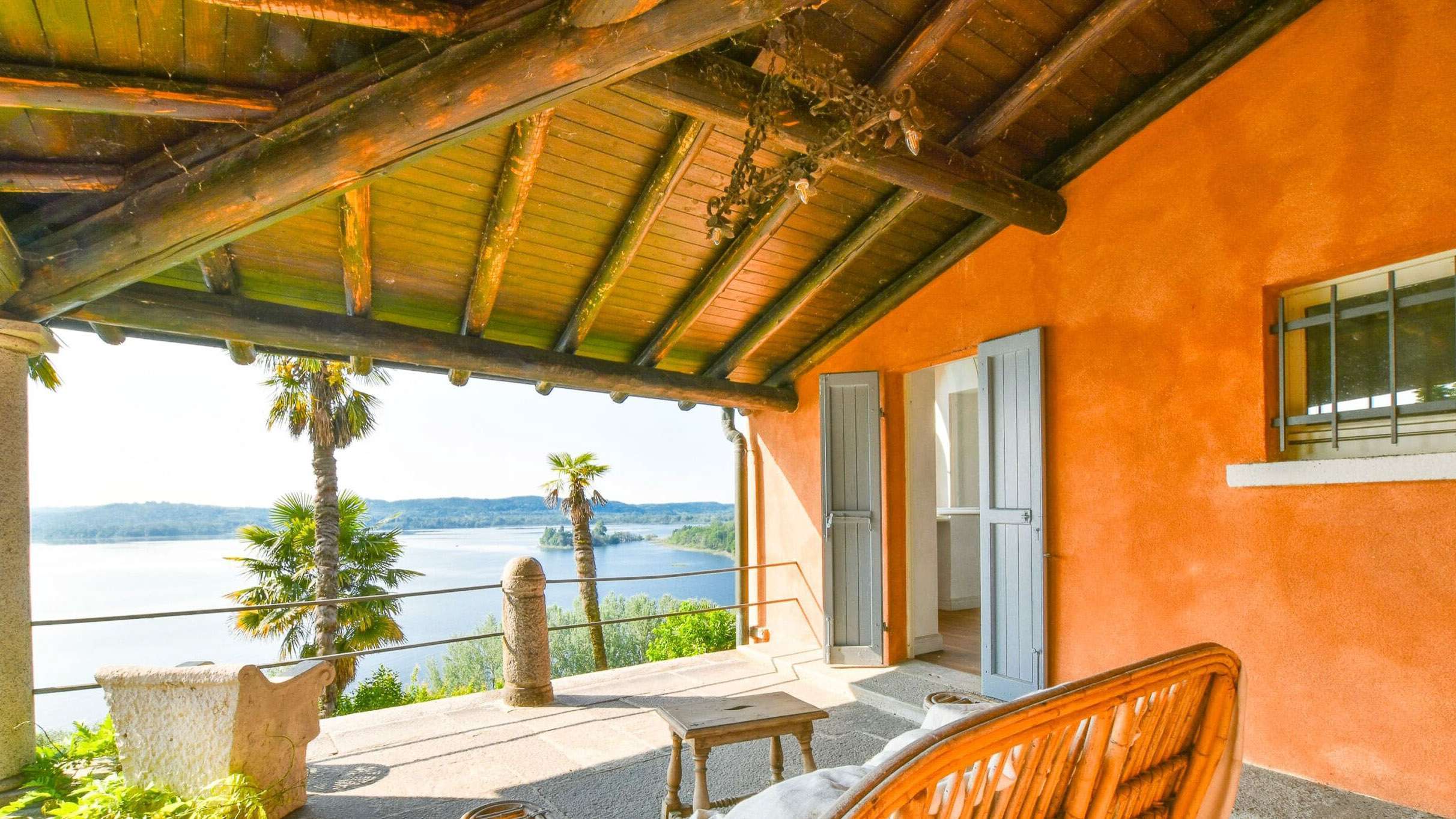 1779891442_6a16fb2ece905dsc0255-scaled-1 Villa on Serene Waters in Lombardia, Biandronno