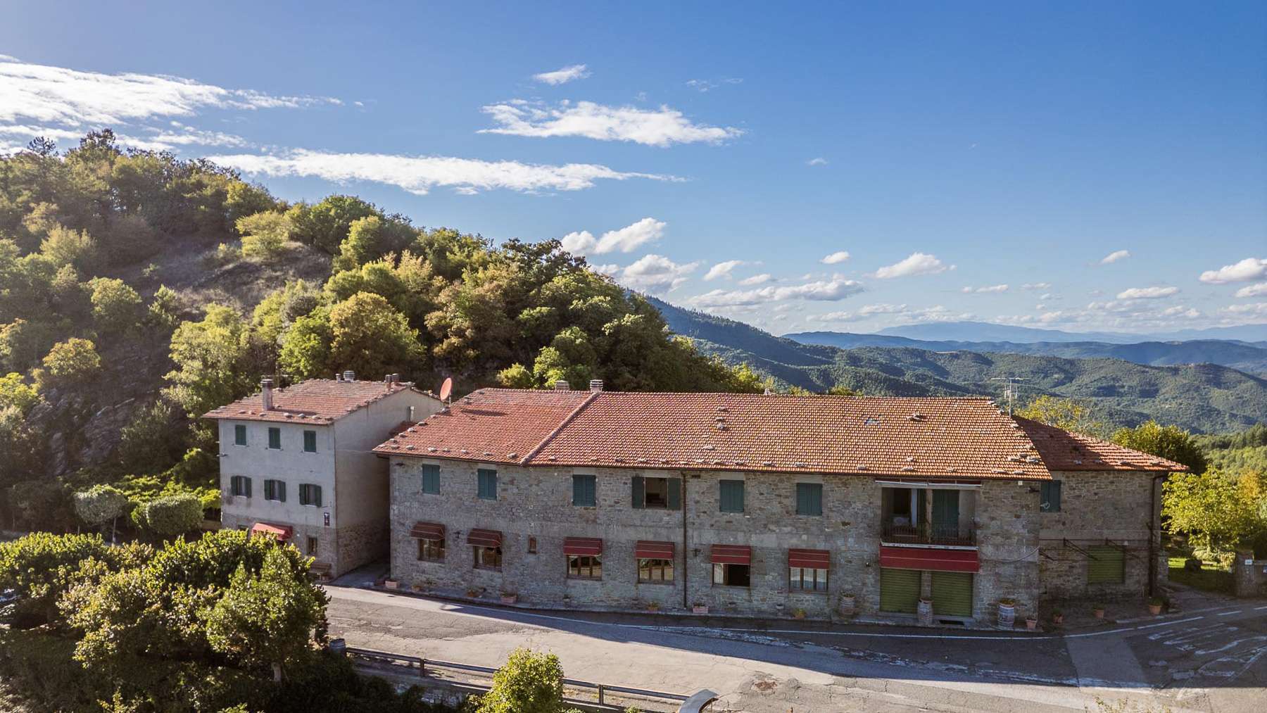1780070115_6a19b60f0ac6501wzpnnoh Charming Hotel in Cortona, Tuscany with Garden & Terrace