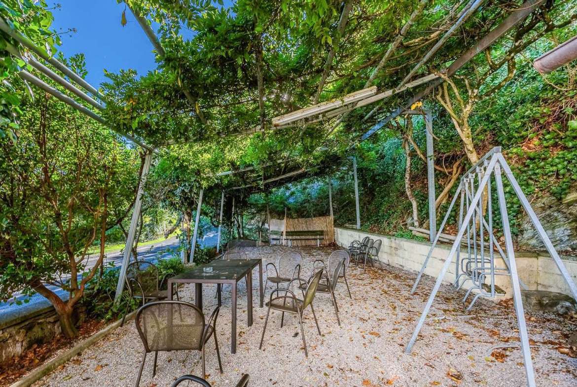 Charming Hotel in Cortona, Tuscany with Garden & Terrace
