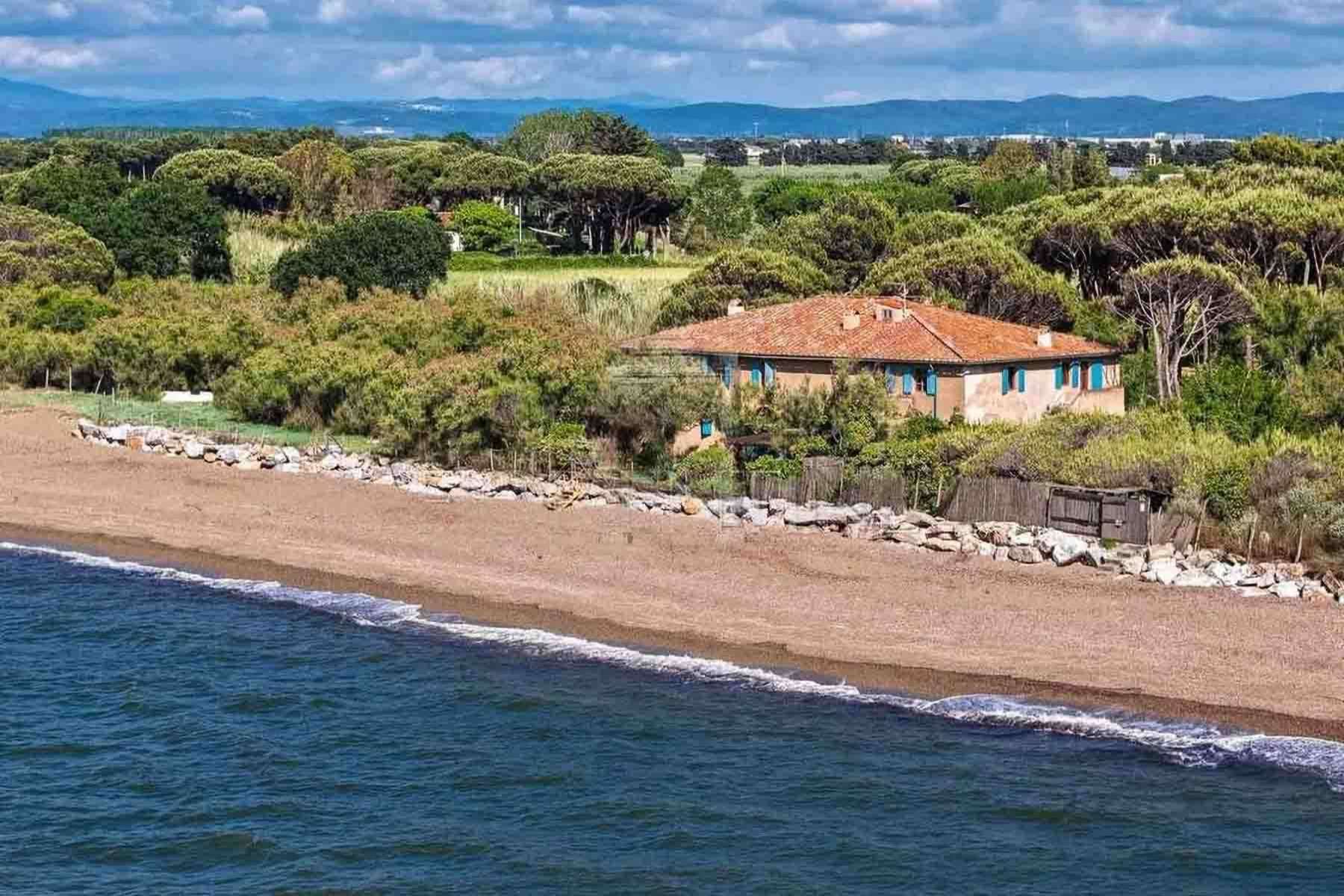 Rustic Country House Near Beach in Tuscany