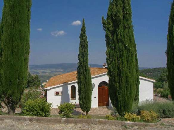 Detached House in Seggiano, Tuscany