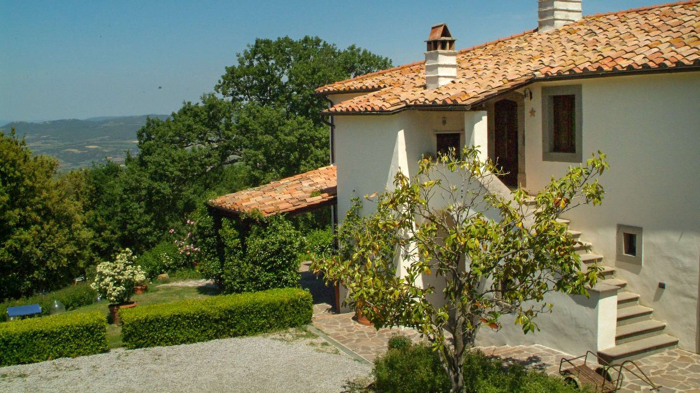 Detached House in Seggiano, Tuscany