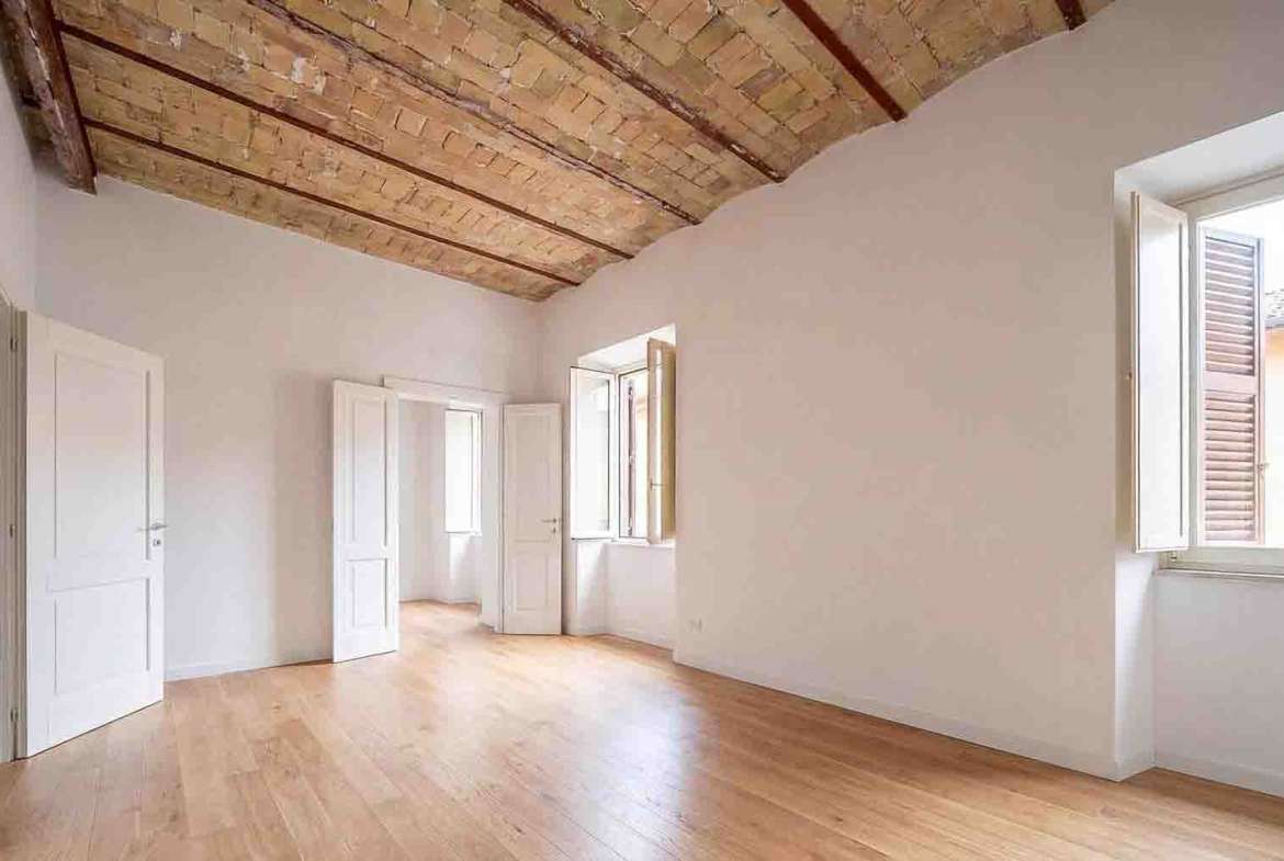 Charming Row House in Rome, Lazio