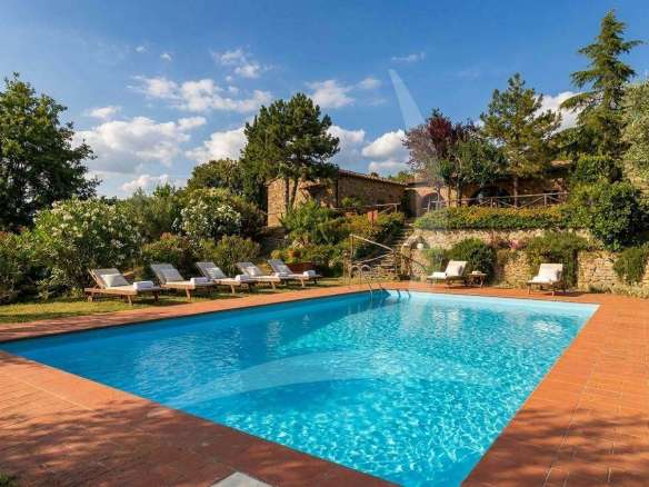 Farmhouse with 1 bedrooms in Cortona, Arezzo, Tuscany, Italy
