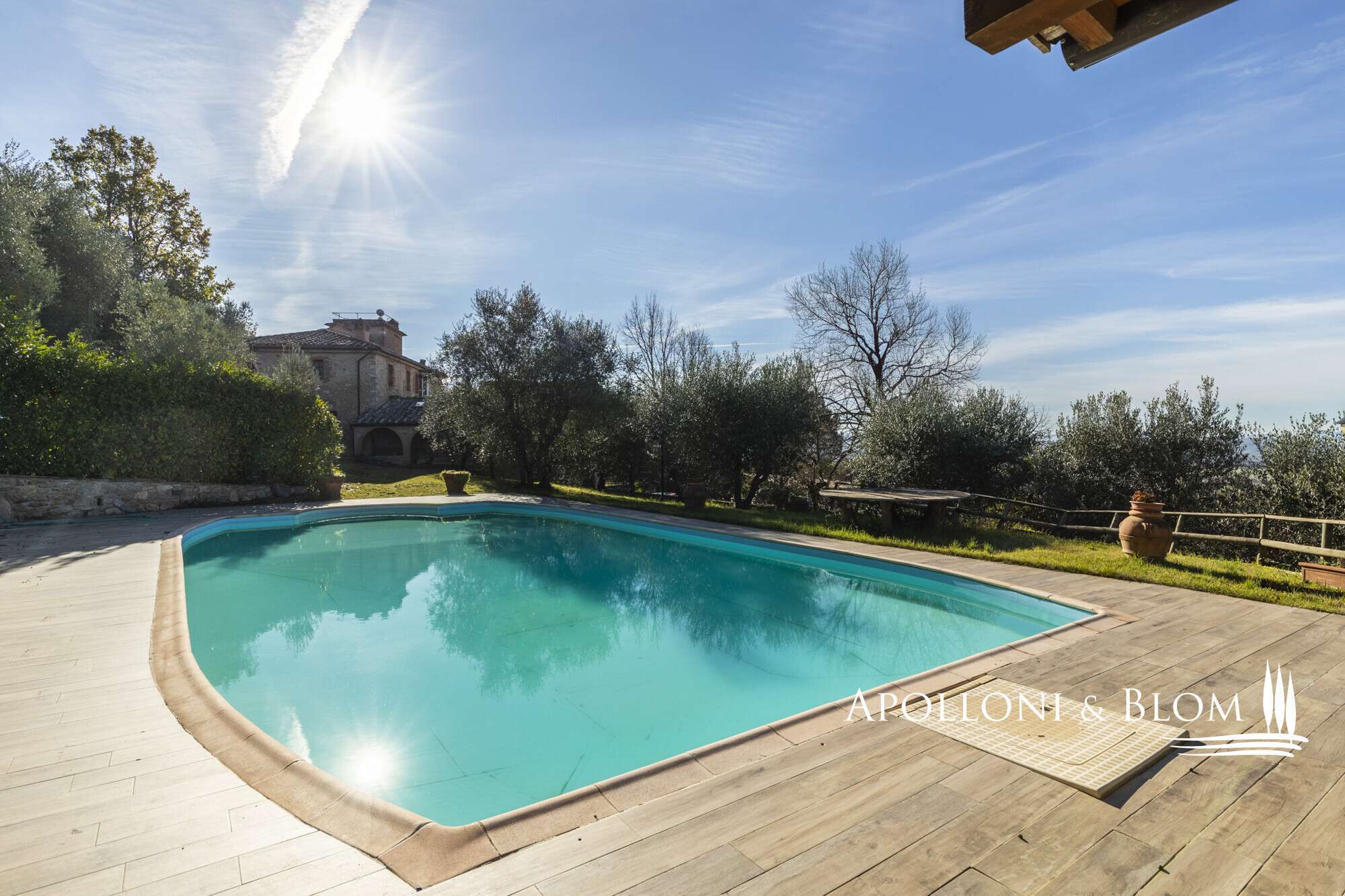 207459 Farmhouse in Serre Di Rapolano, Siena, Italy