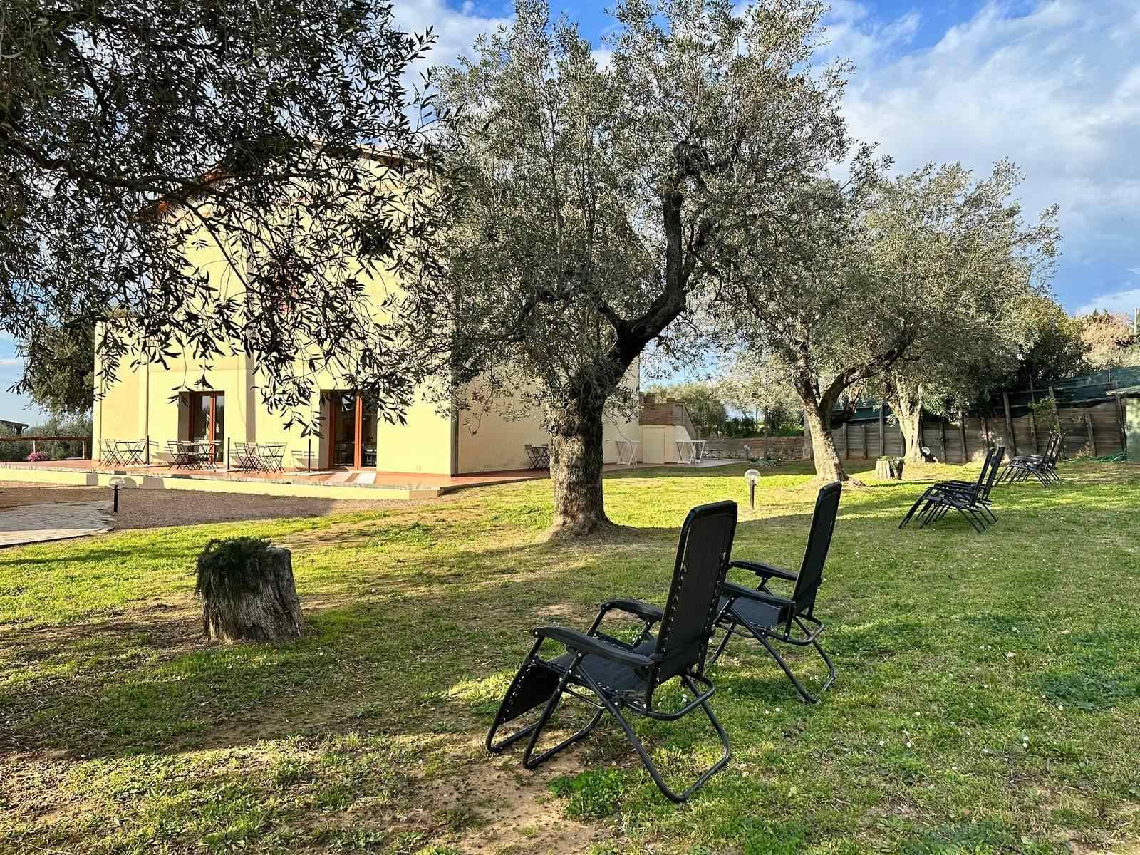 25ca7c5e5b04068c79d08208d49db9e4 Farmhouse with 10 bedrooms in Follonica, Grosseto, Tuscany, Italy