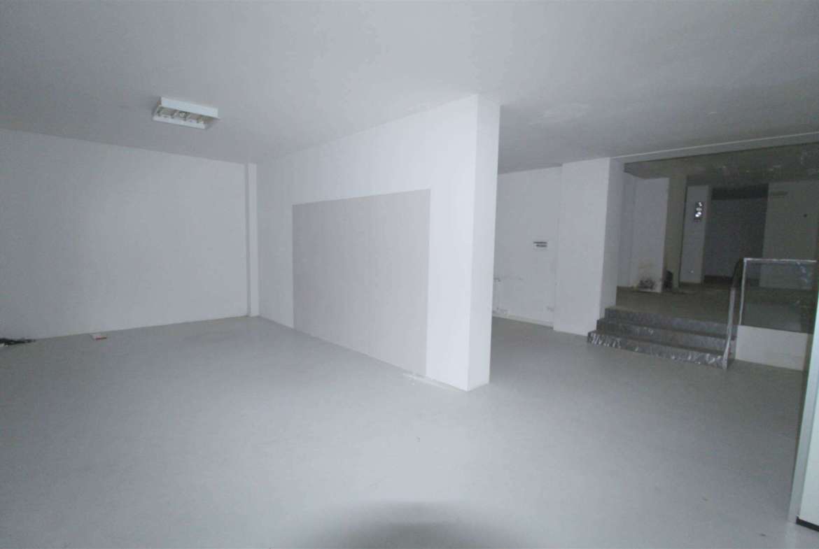 Commercial Property in Siena, Siena, Tuscany, Italy