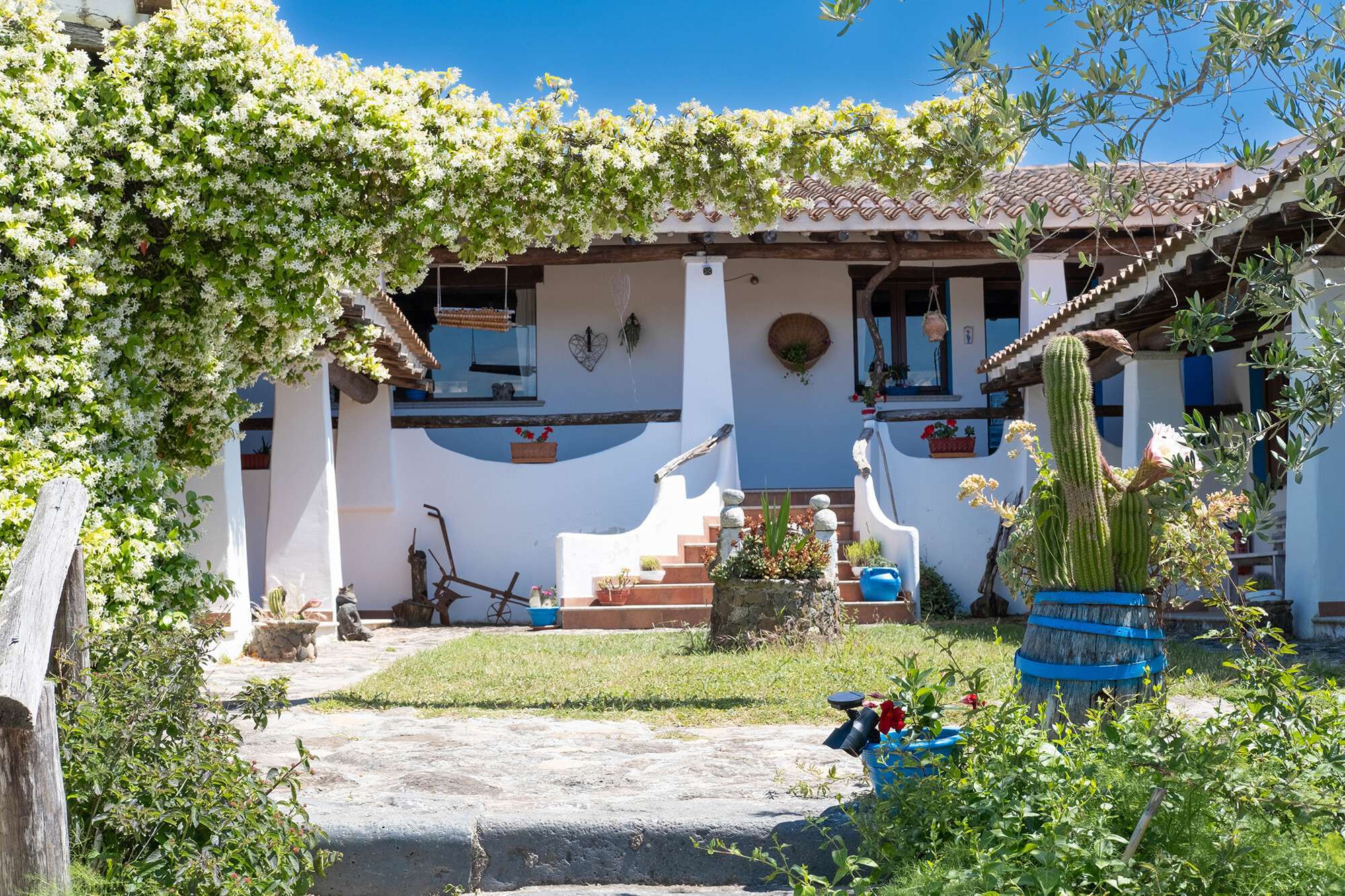 3a7de422-29e8-430e-8cf7-fa79539d0758 Country Estate in Galtellì, Nuoro, Italy