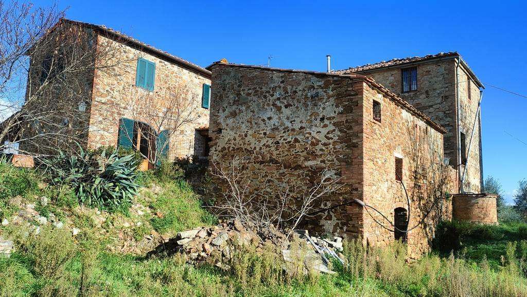 Farmhouse with 2 bedrooms in Asciano, Siena, Tuscany, Italy