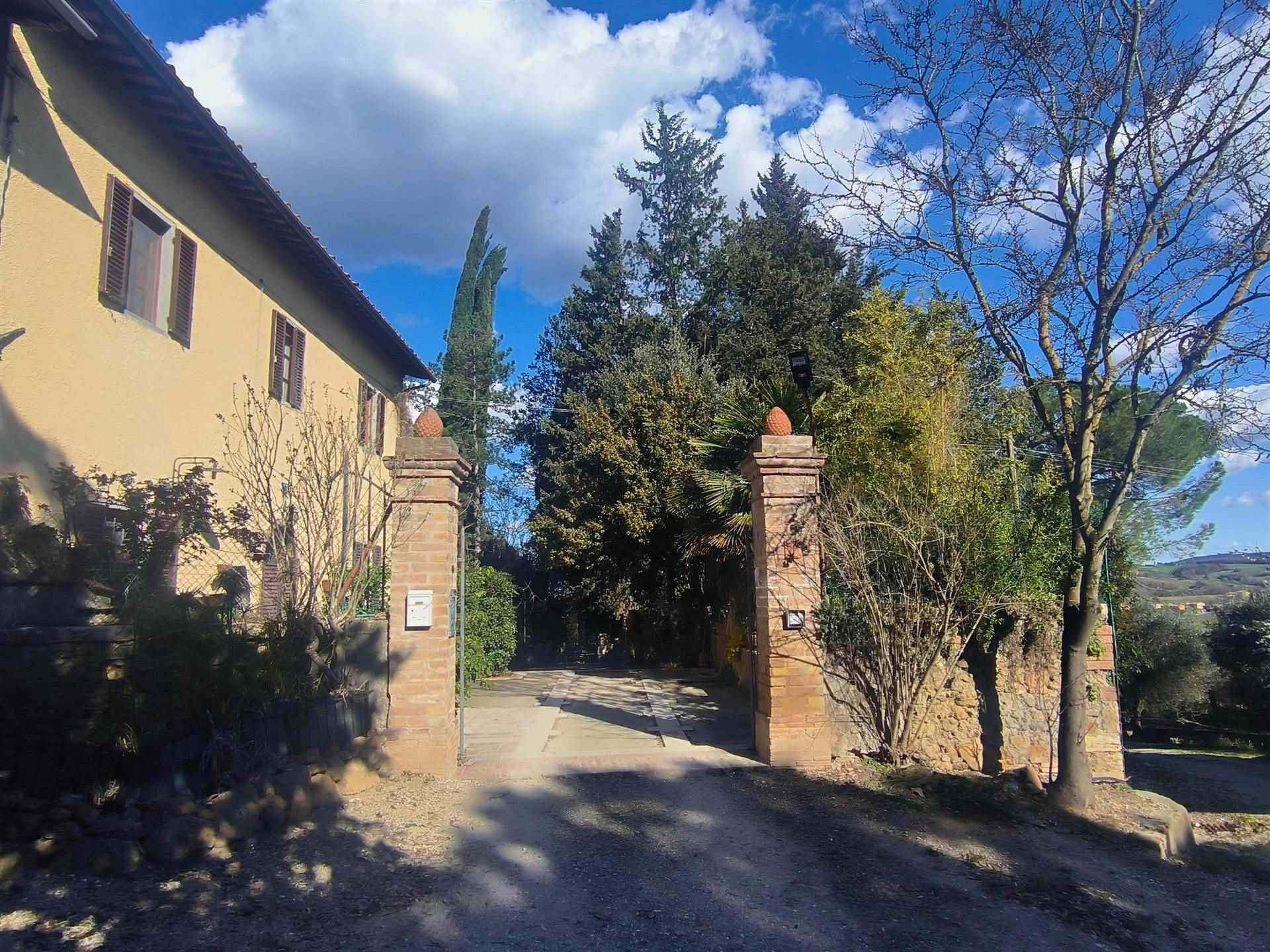 4b60b79d60c9427d865bf71c7e987eb5 Farmhouse with 6 bedrooms in Poggibonsi, Siena, Tuscany, Italy