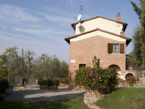 Farmhouse with 1 bedrooms in Pontedera, Pisa, Tuscany, Italy