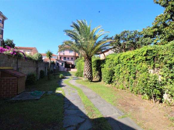 Villa with 5 bedrooms in Carrara, Massa-carrara, Tuscany, Italy