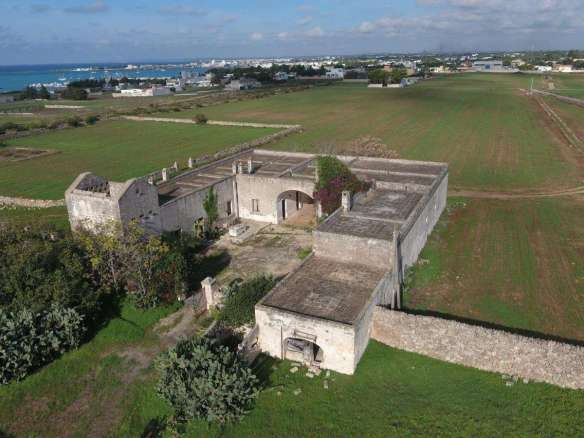 Magnificient Massera with Sea View – to Develop – by the Ioanian Sea