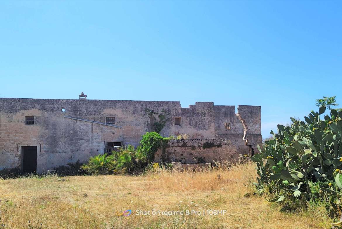 Magnificient Massera with Sea View – to Develop – by the Ioanian Sea