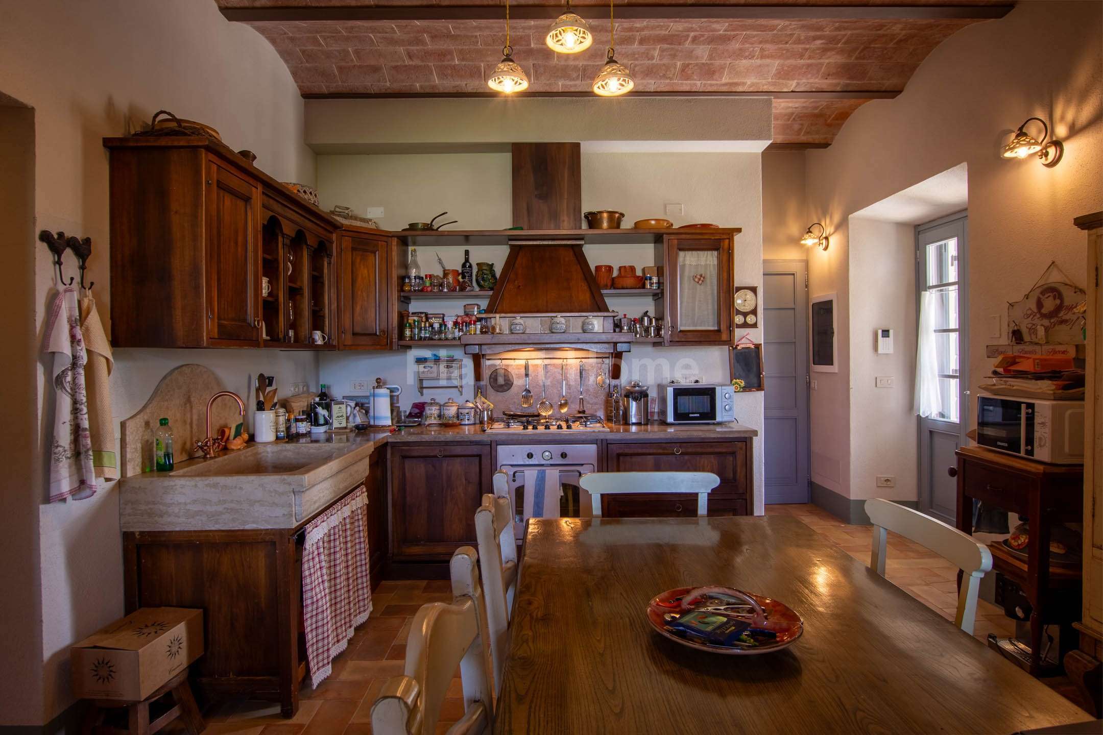 PNZ3025-MAX_8970-HDR Charming contemporary farmhouse in the countryside of Pienza, with a view of Monte Amiata – Val d’Orcia, Tuscany