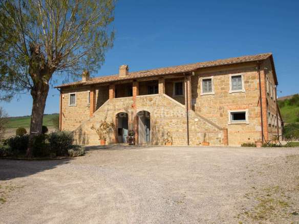 Charming contemporary farmhouse in the countryside of Pienza, with a view of Monte Amiata – Val d’Orcia, Tuscany
