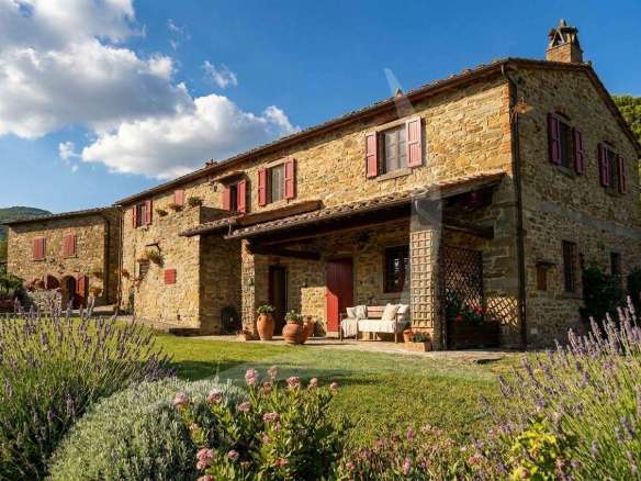 Farmhouse with 1 bedrooms in Cortona, Arezzo, Tuscany, Italy