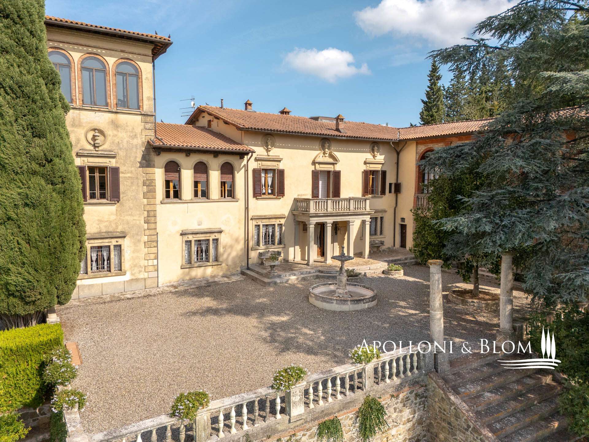 b445e0b9-9176-4539-ae52-75e285aa345d Country Estate in Castellina In Chianti, Siena, Italy
