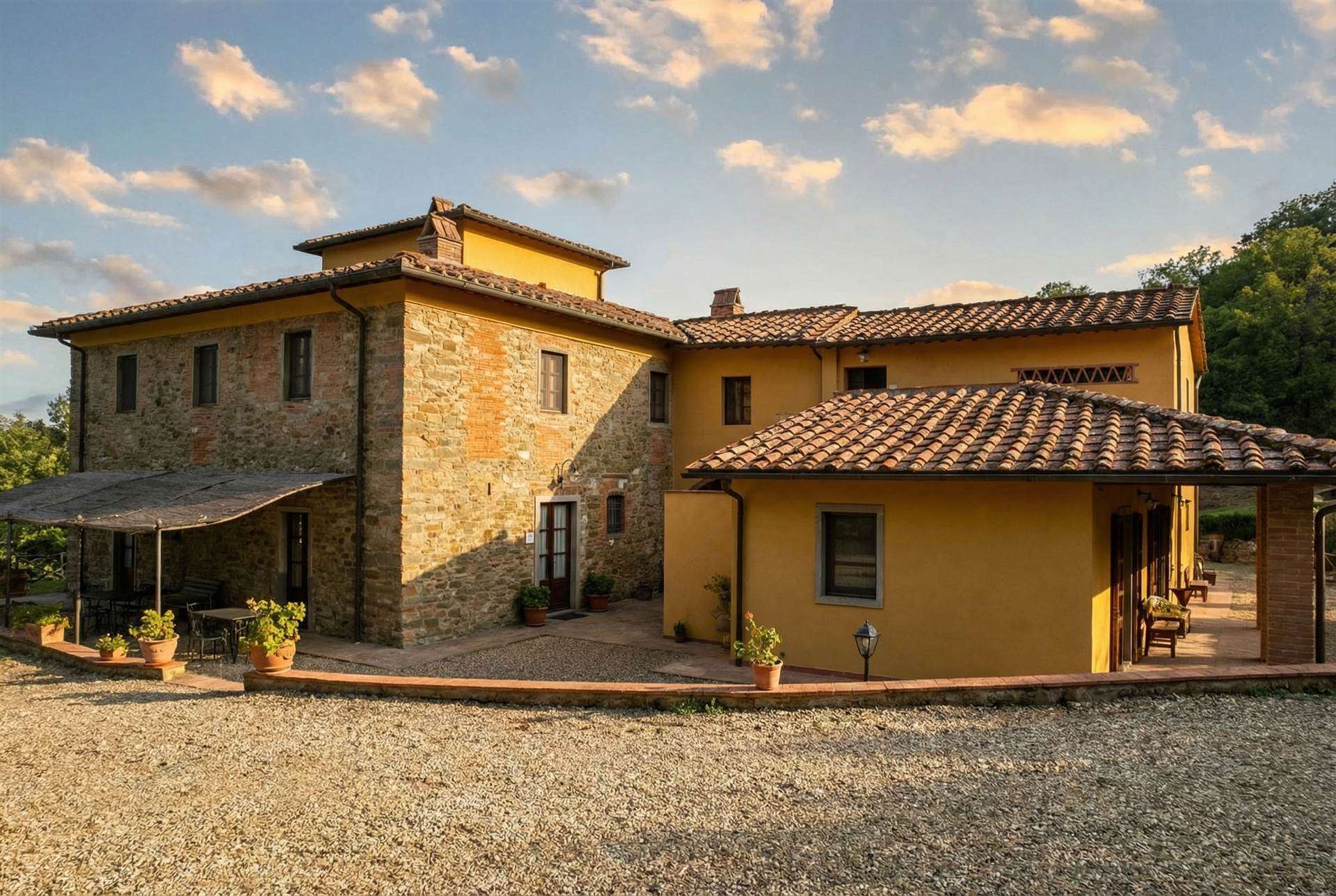 c9a6fc57cf09b54c2c6fd0c33ea586cf Farmhouse with 11 bedrooms in Reggello, Firenze, Tuscany, Italy