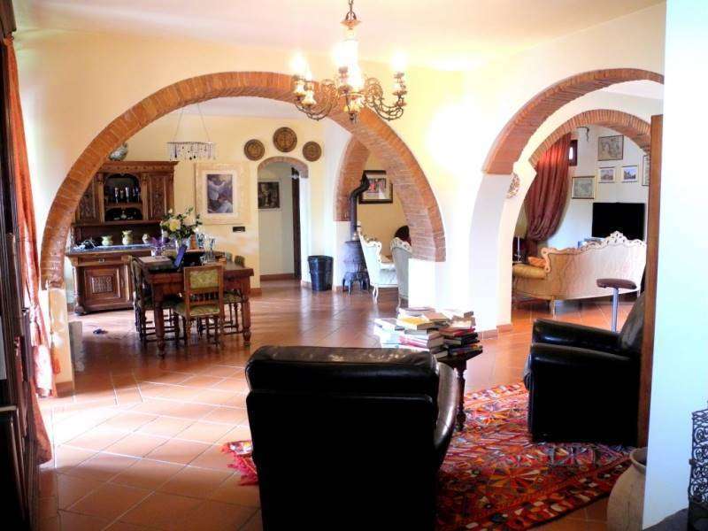 Farmhouse with 5 bedrooms in Pontedera, Pisa, Tuscany, Italy