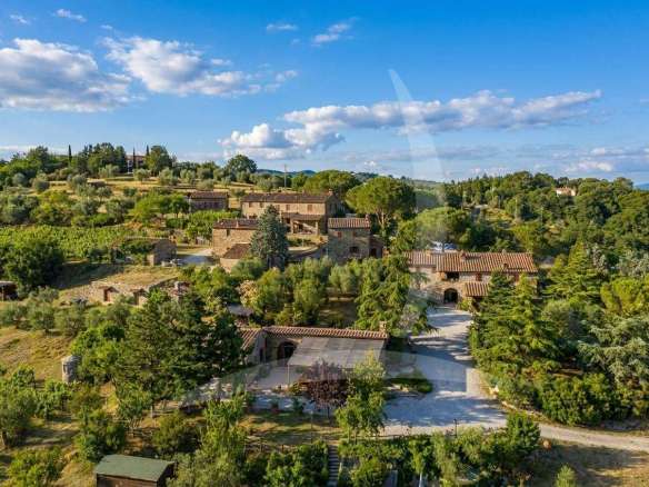 Farmhouse with 1 bedrooms in Cortona, Arezzo, Tuscany, Italy