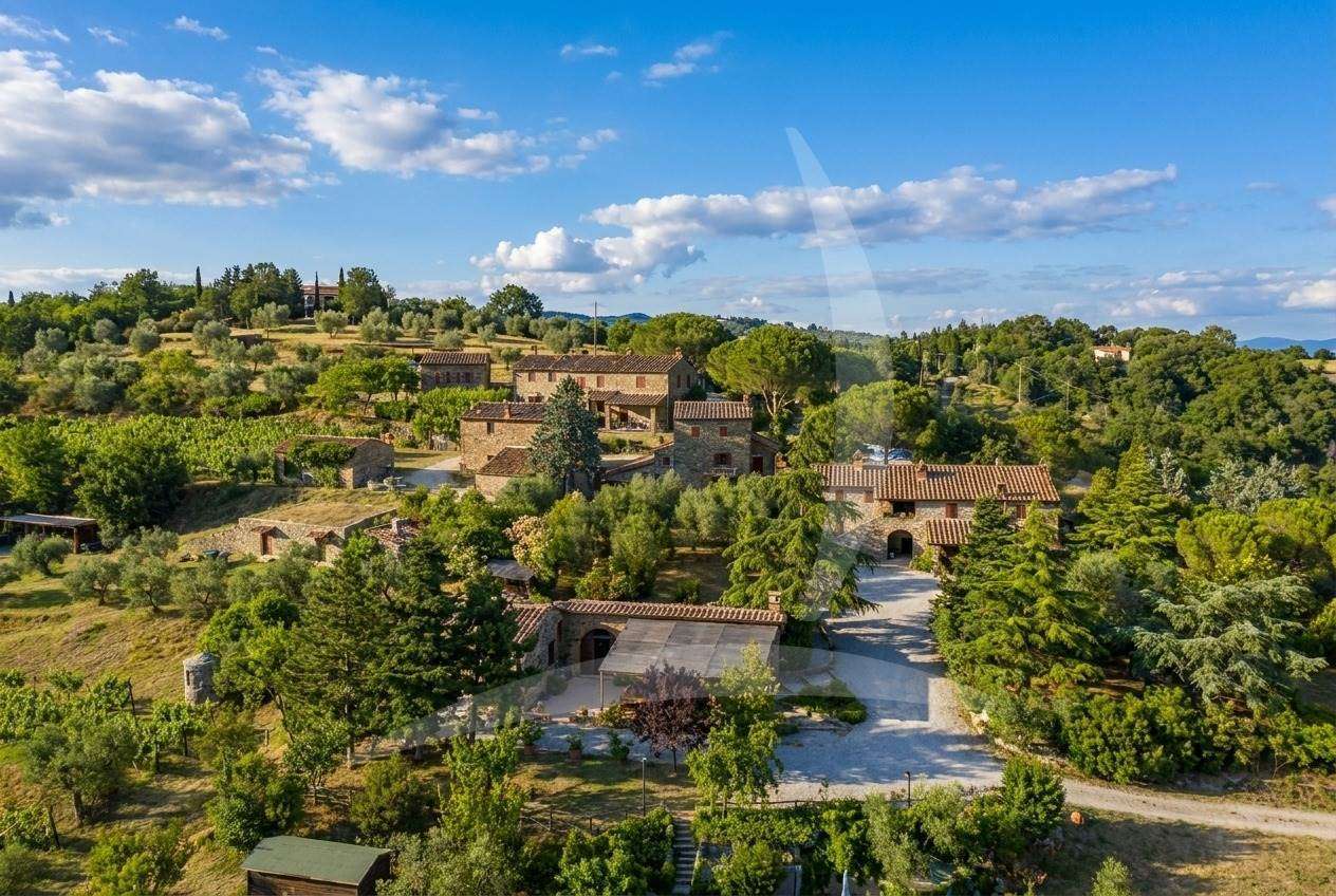 db6f3557ac56f9dd7132ff796fbb5556 Farmhouse with 1 bedrooms in Cortona, Arezzo, Tuscany, Italy