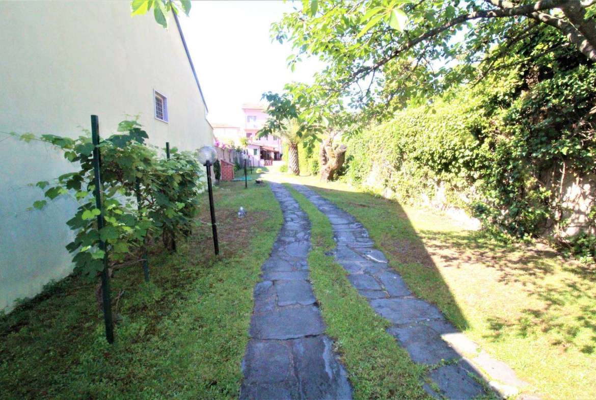 Villa with 5 bedrooms in Carrara, Massa-carrara, Tuscany, Italy
