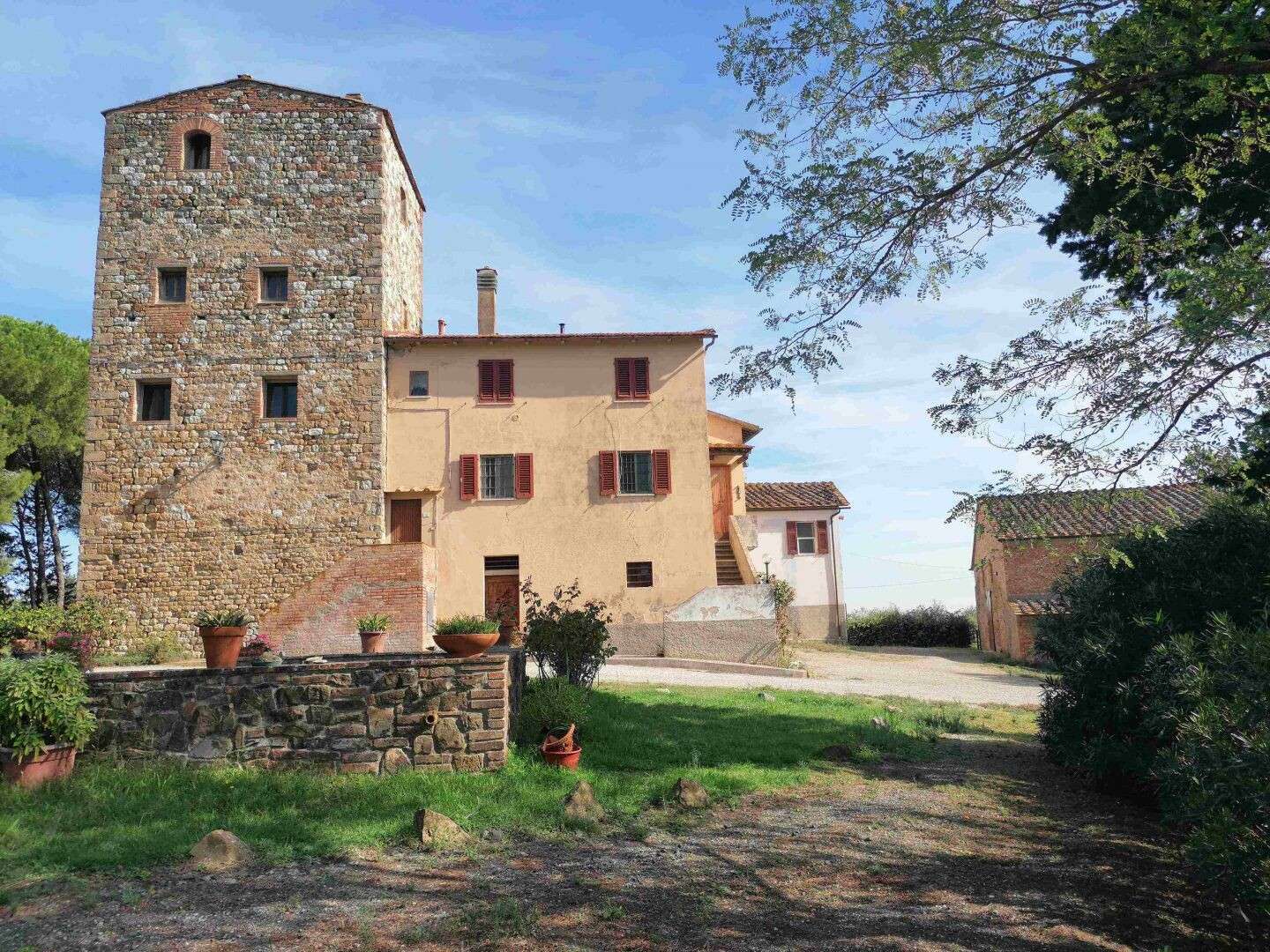 e3f0deb1-0e2d-4d14-a3fd-73e6bec35f83 Country Estate in Gambassi Terme, Firenze, Italy