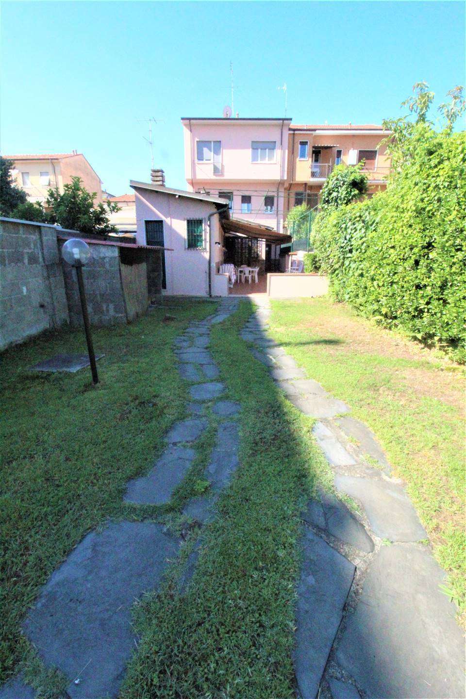 Villa with 5 bedrooms in Carrara, Massa-carrara, Tuscany, Italy