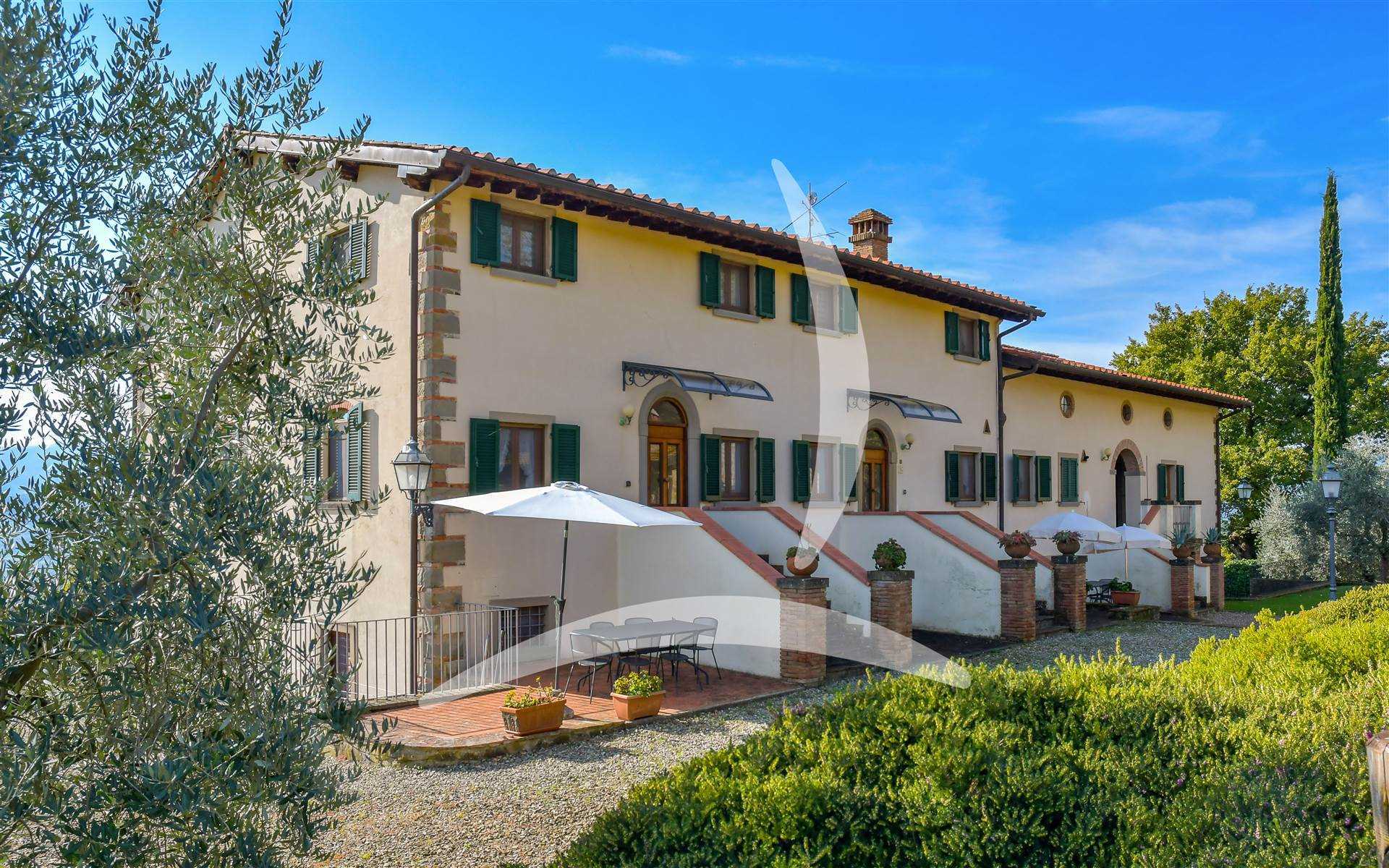 f0f4e838301416cff8ac826c65ae9a4d Farmhouse with 10 bedrooms in Poppi, Arezzo, Tuscany, Italy