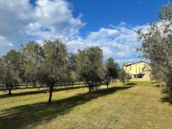 Farmhouse with 10 bedrooms in Follonica, Grosseto, Tuscany, Italy