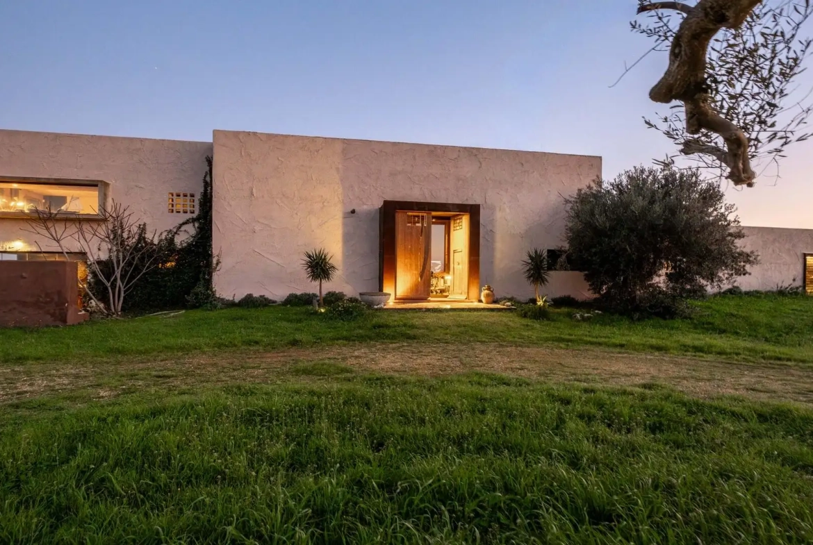 Sea View Designer Villa with Swimming Pool for Sale in Torre Guaceto
