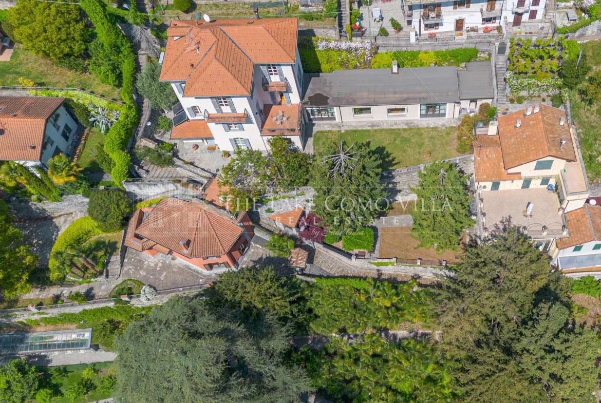 Carate Urio Spectacular Lake View Compound