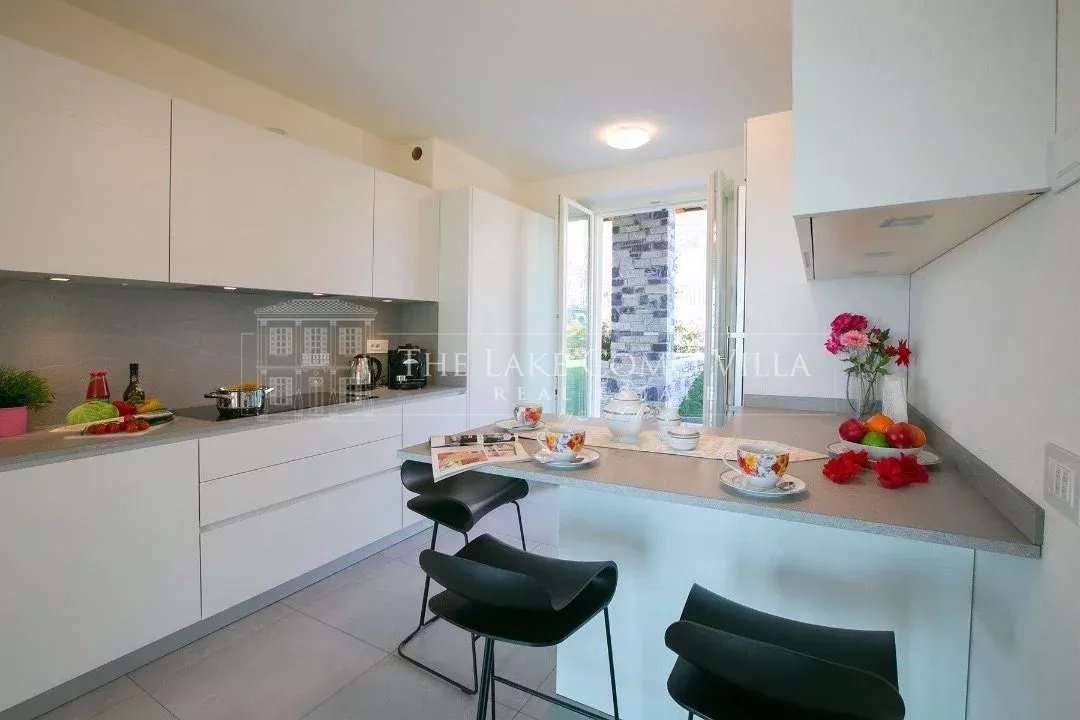 Tremezzina – Villa Meraviglia with lake view, large garden, and pool
