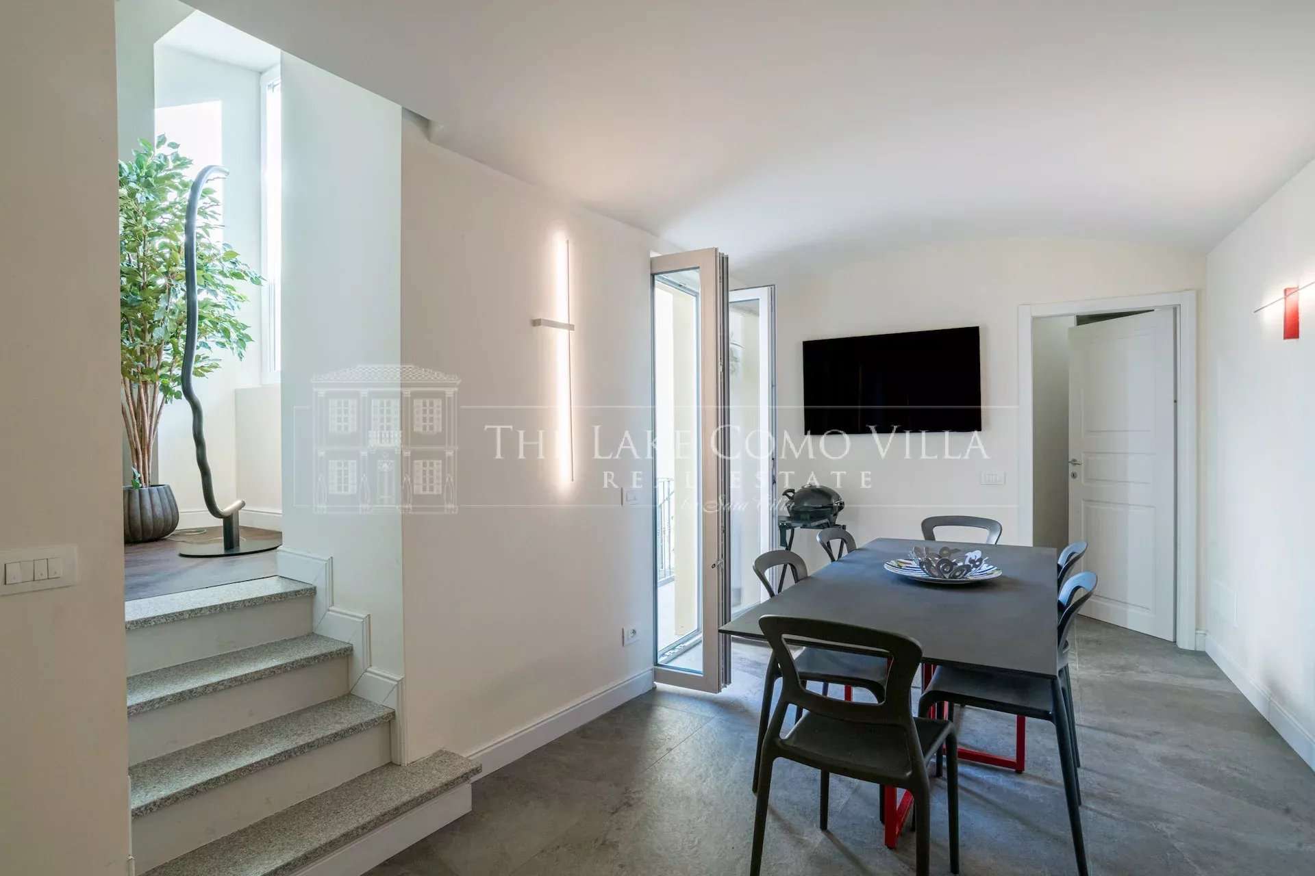 9f38e45c7a45a46370464f35cef7491c_d4377d12ef_1920-original Menaggio – Palazzo Leoni Deluxe Apartment