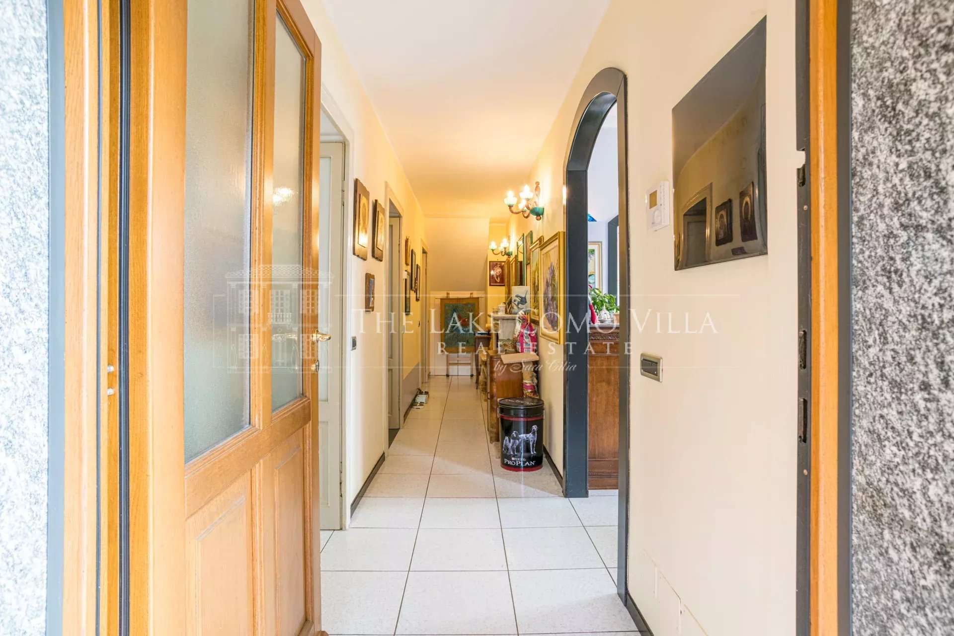 9f6b9f9f7f3942f90b40a98d1c31703f_1f145d33da_1920-original Carate Urio Charming Villa