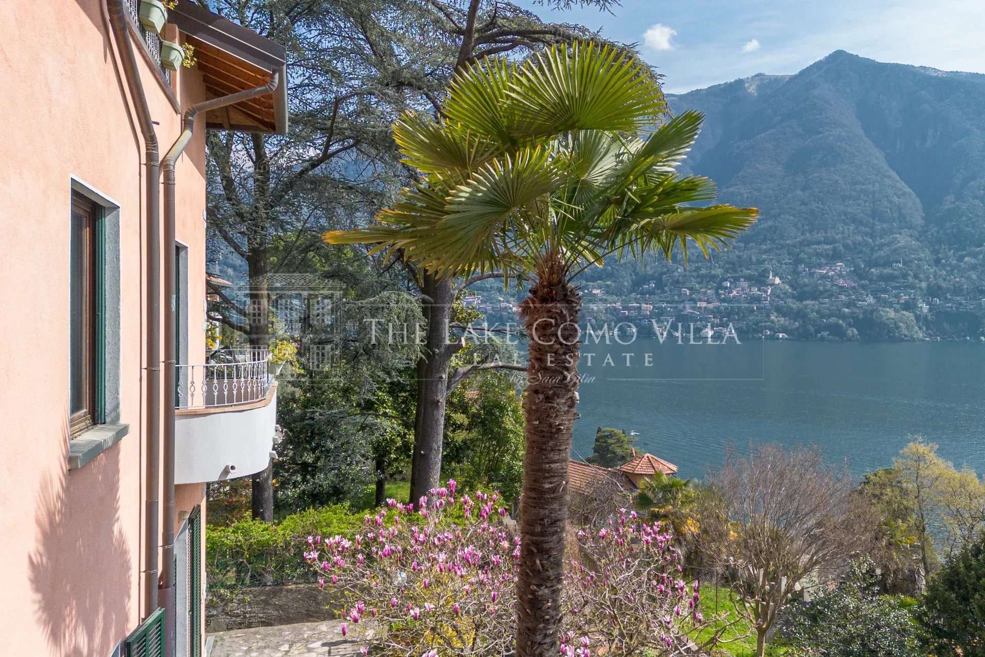 b671b9675919740e5bb9f8afc8309234_220e8a3acc_1920-original Carate Urio Charming Villa